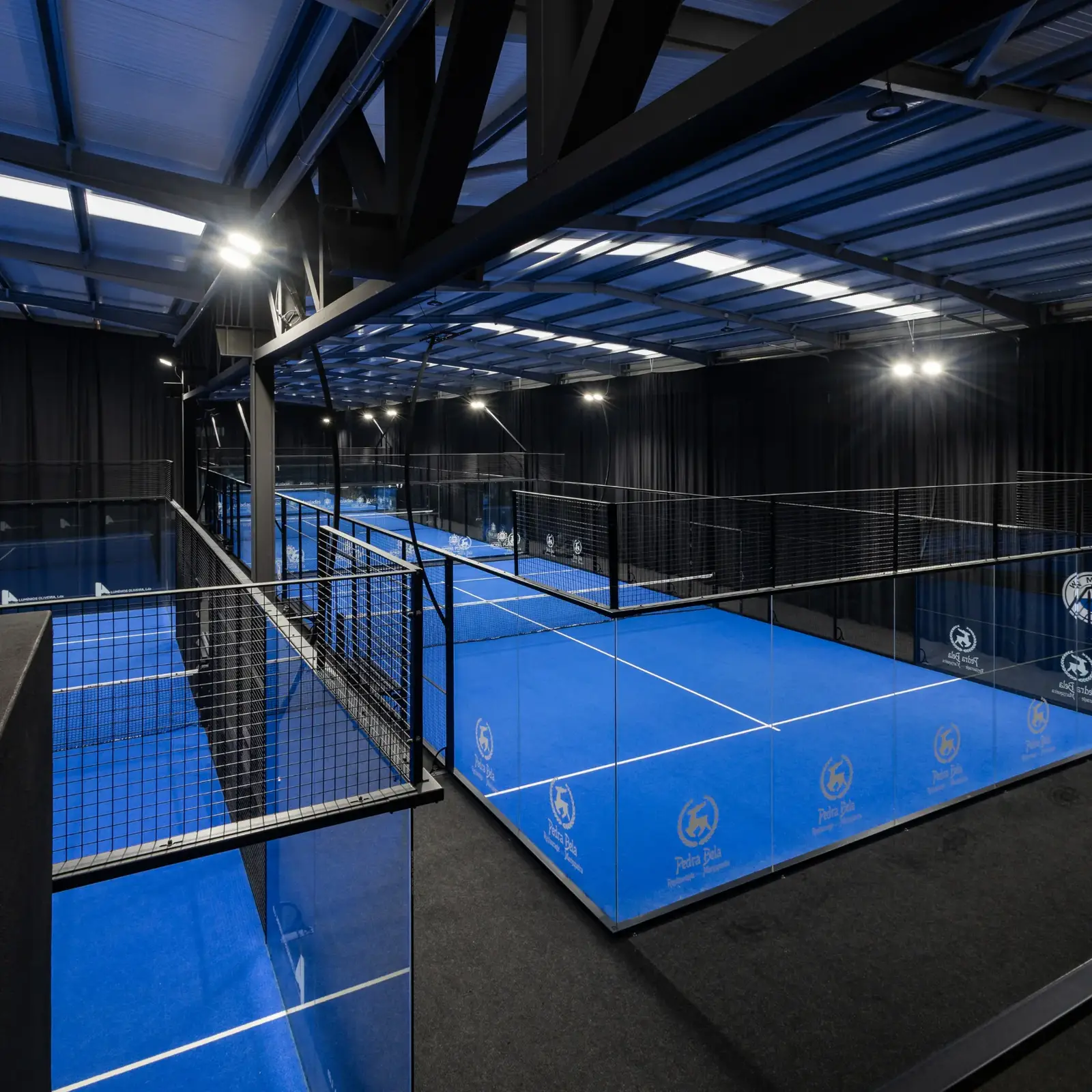 Campos indoor.